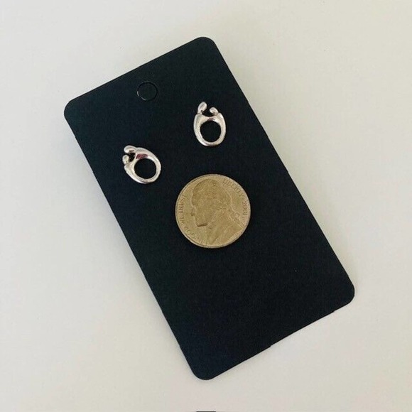 Kaynar $200 Vintage Sterling Silver 925 Mother & Child Classic Stud Earrings - Picture 6 of 8